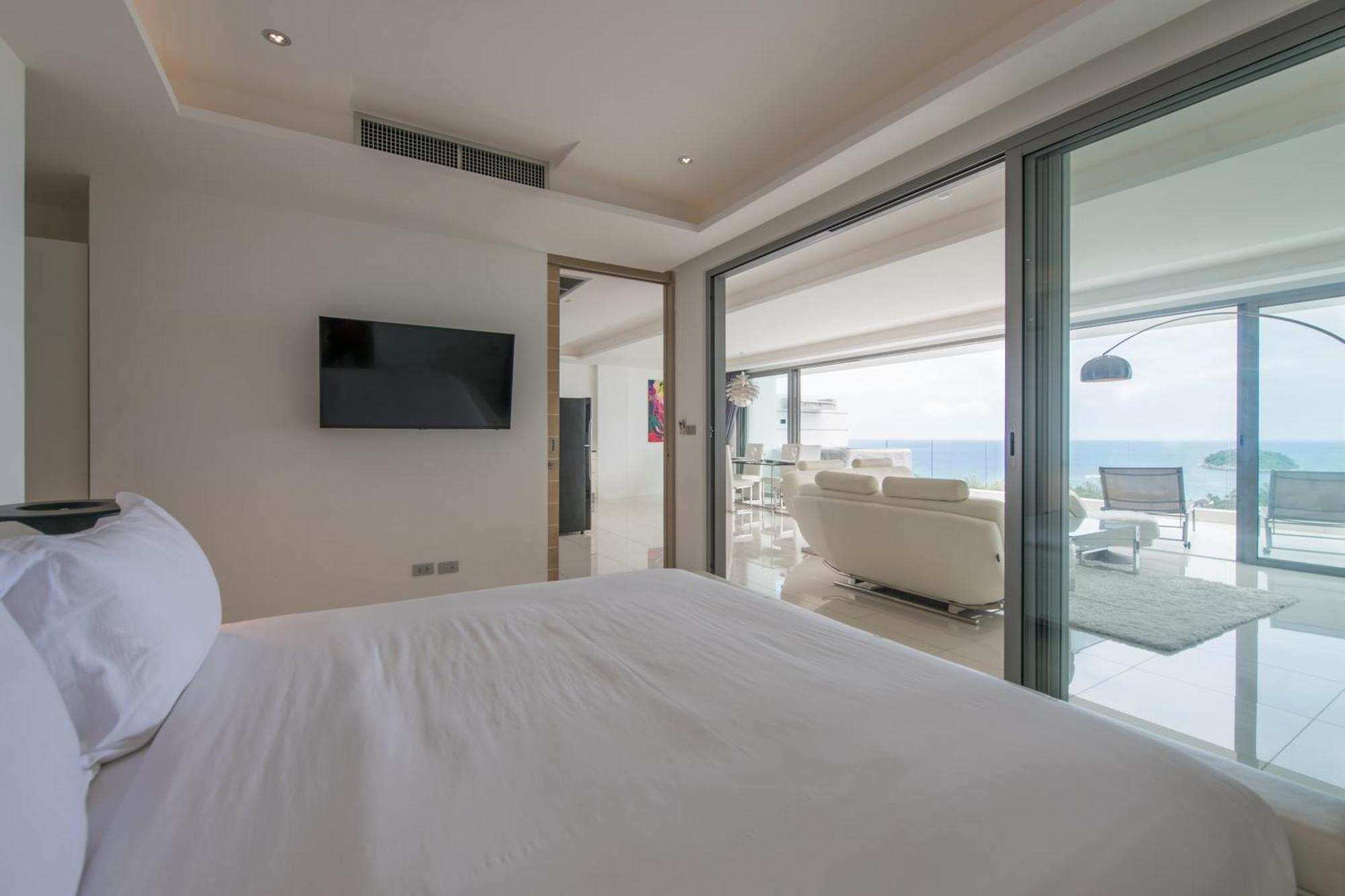 The View Phuket By Resava Aparthotel Kata-stranden Eksteriør bilde